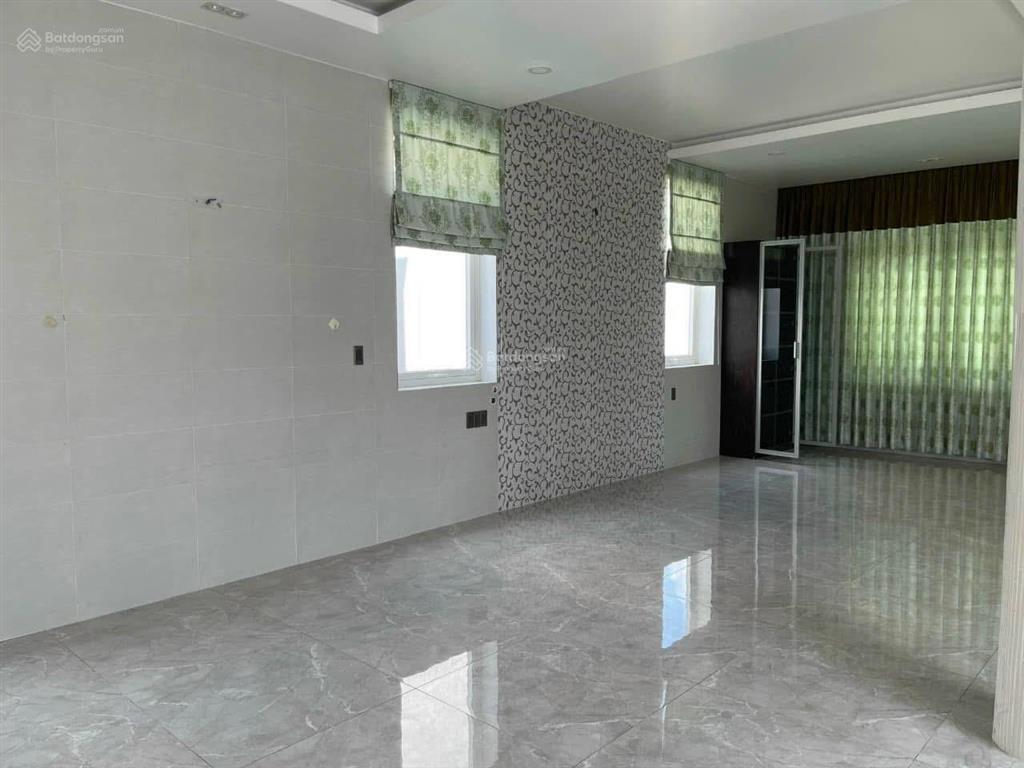 Nhà cho thuê khu tên lửa 8x20m, kết cấu 3,5 tấm, nội thất cơ bản, nhà mới, giá 45 triệu/th