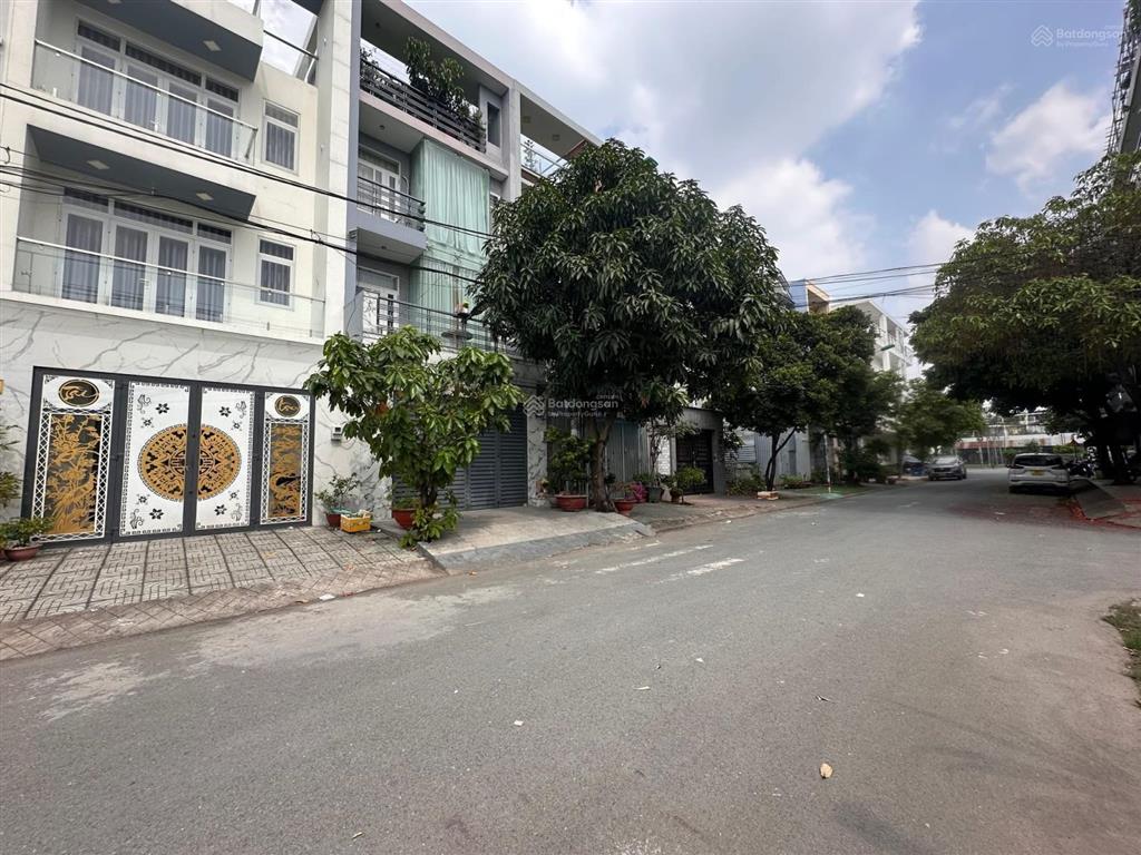 Bán nhà khu ao sen sát siêu thị nhật 5x20m kc 3,5tấm nhà mới khu an ninh dân trí cao
