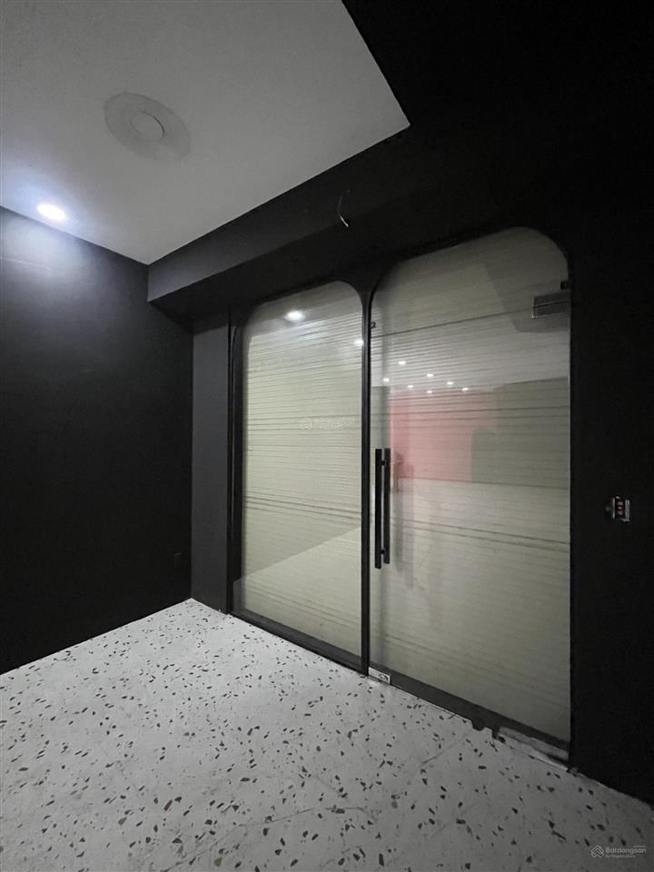 Cho thuê nhà 12x20m kc 3,5 tấm giá 90 triệu/tháng mở spa, trường mầm non, anh ngữ, nhà hàng..