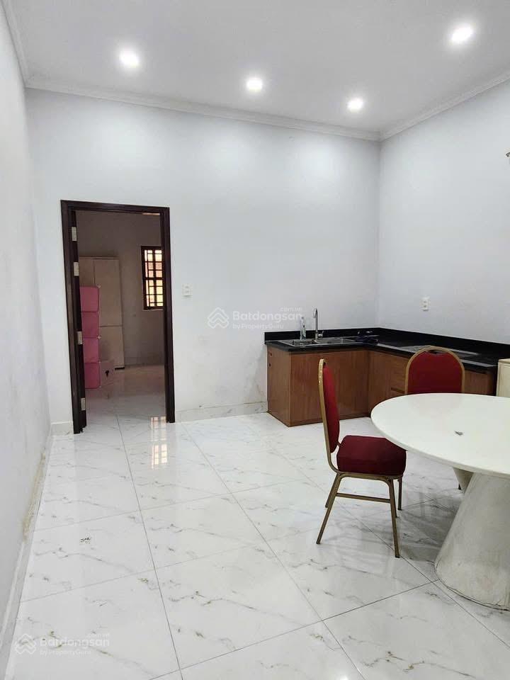 Bán nhà lô 0 vương văn huống an lạc btân 4x19m 1trệt 1lửng nhà mới 7,9tỷ cách eon tên lửa 300m