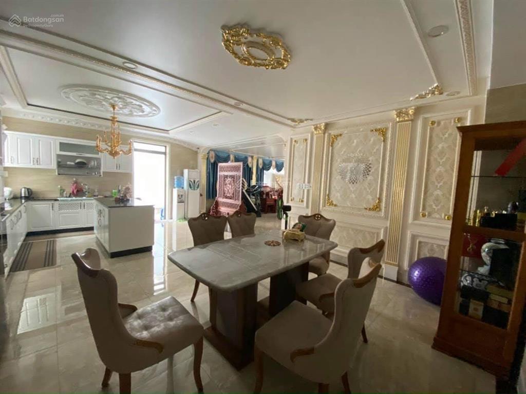 Biệt thự mặt tiền đường nội 12 x 20m  kết cấu 1 lầu giá 45 triệu/tháng cạnh tttm aeon mall bt