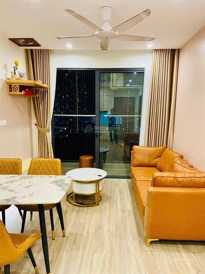 Bán căn hộ 2pn, 2wc tại vinhomes smart city, 4 tỷ vnd, 50m2, đẹp, nhiều tiện ích