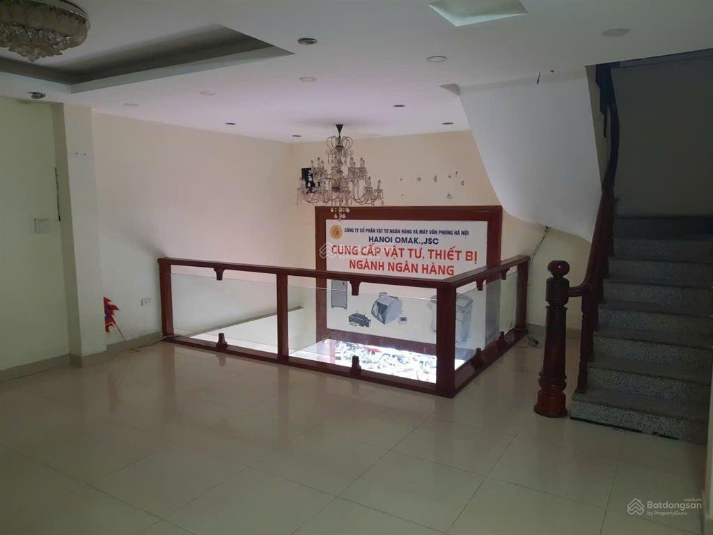 Cho thuê nhà đền lừ ii, 40m2 6 tầng mặt tiền to kinh doanh giá rẻ làm văn phòng hay trung tâm