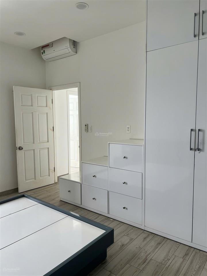 Bán căn hộ la casa  diện tích 92m2, 2pn, 2wc.