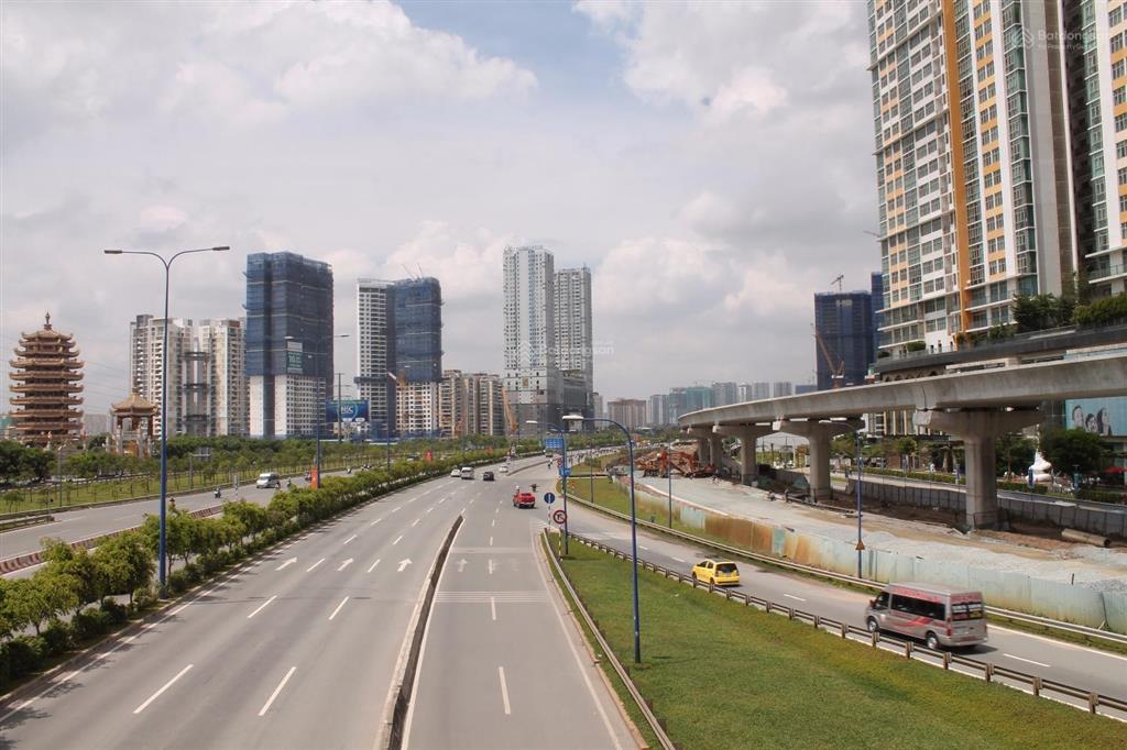 Bán đất trần não  7x15m giá chỉ 21 tỷ đường xe hơi phà phà