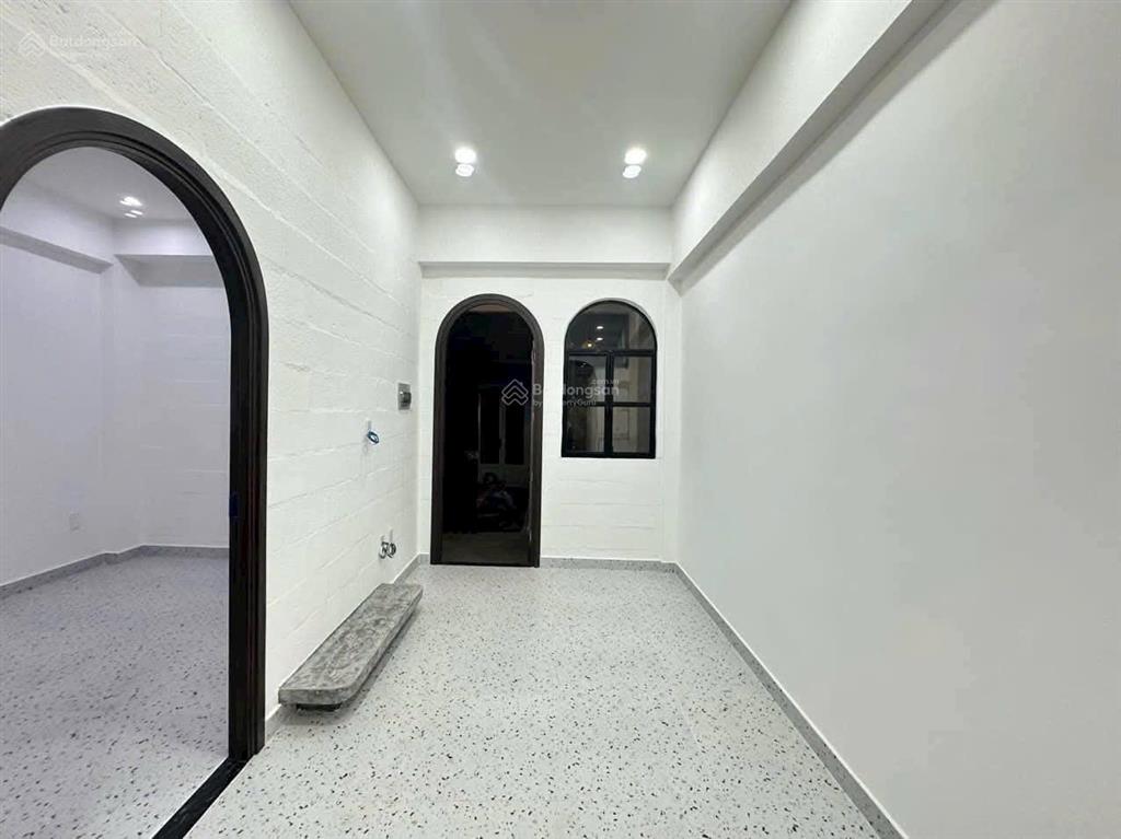 Tuấn hailongrealnhà đẹp giá rẻ 4,5tỷ cho căn nhà mới đẹp hẻm rộng sát đường huỳnh tấn phát gần q7