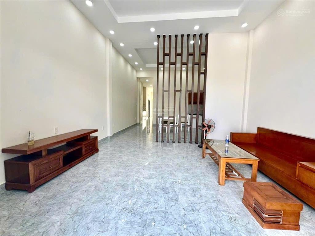 Tuấn hailongreal  nhà mới đẹp hẻm xe hơi 3,99 tỷ tại nguyễn văn tạo đi phú mỹ hưng 15 phút