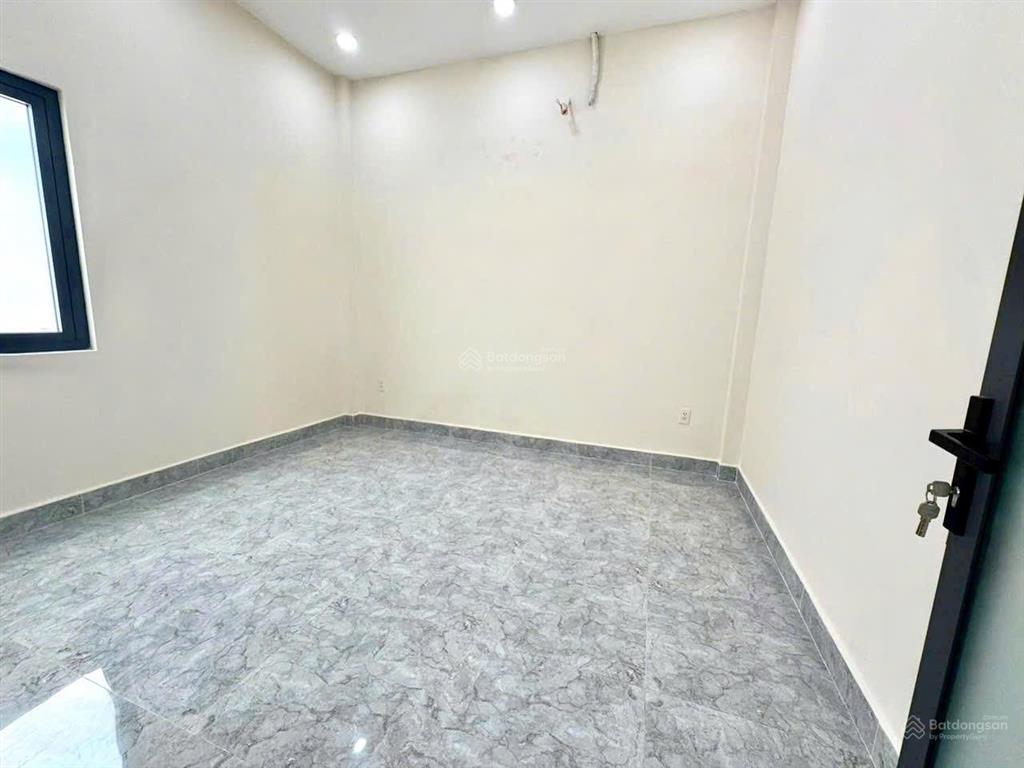 Tuấn hailongreal  nhà mới đẹp hẻm xe hơi 3,99 tỷ tại nguyễn văn tạo đi phú mỹ hưng 15 phút