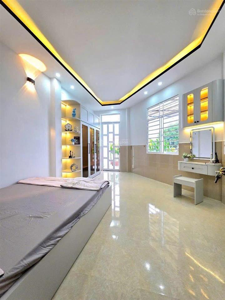 Tuấn nhà đẹp 3,99 tỷ sổ hồng nhà 3 tầng full nội thất hẻm xe hơi vinfast tại huỳnh tấn phát nhà bè