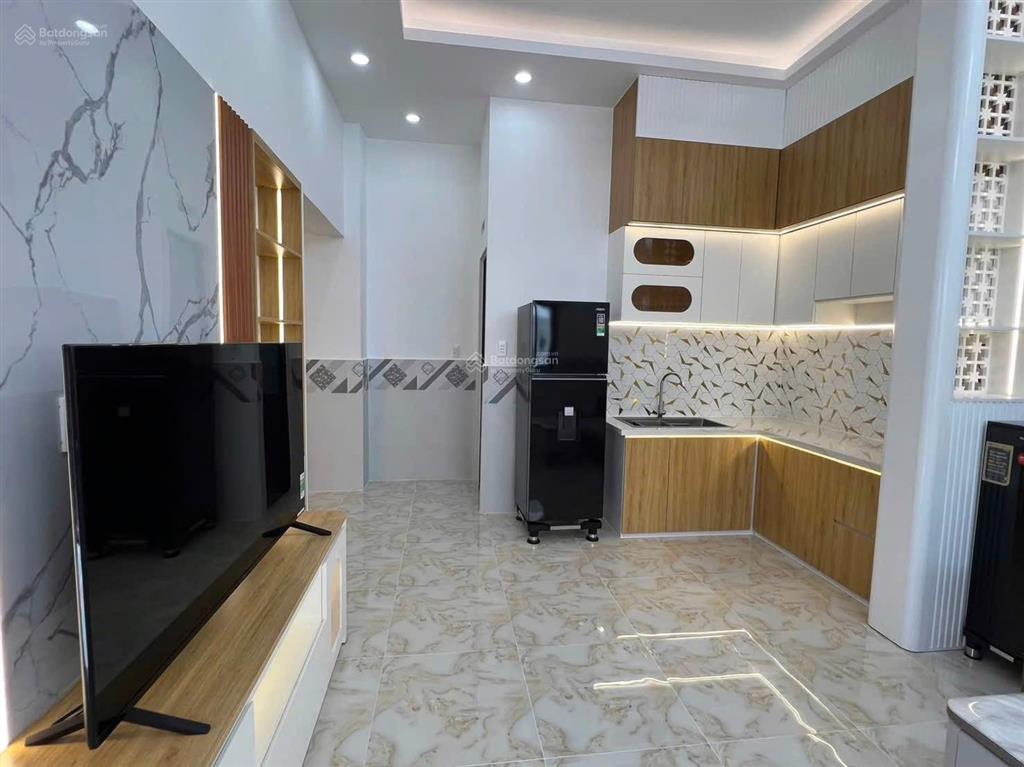 Tuấn nhà đẹp 3,85 tỷ cho căn nhà rộng rãi mới đẹp sát mặt tiền đường huỳnh tấn phát nhà bè