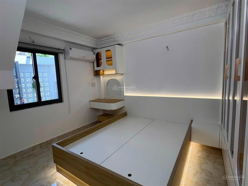 Tuấn nhà đẹp 3,85 tỷ cho căn nhà rộng rãi mới đẹp sát mặt tiền đường huỳnh tấn phát nhà bè