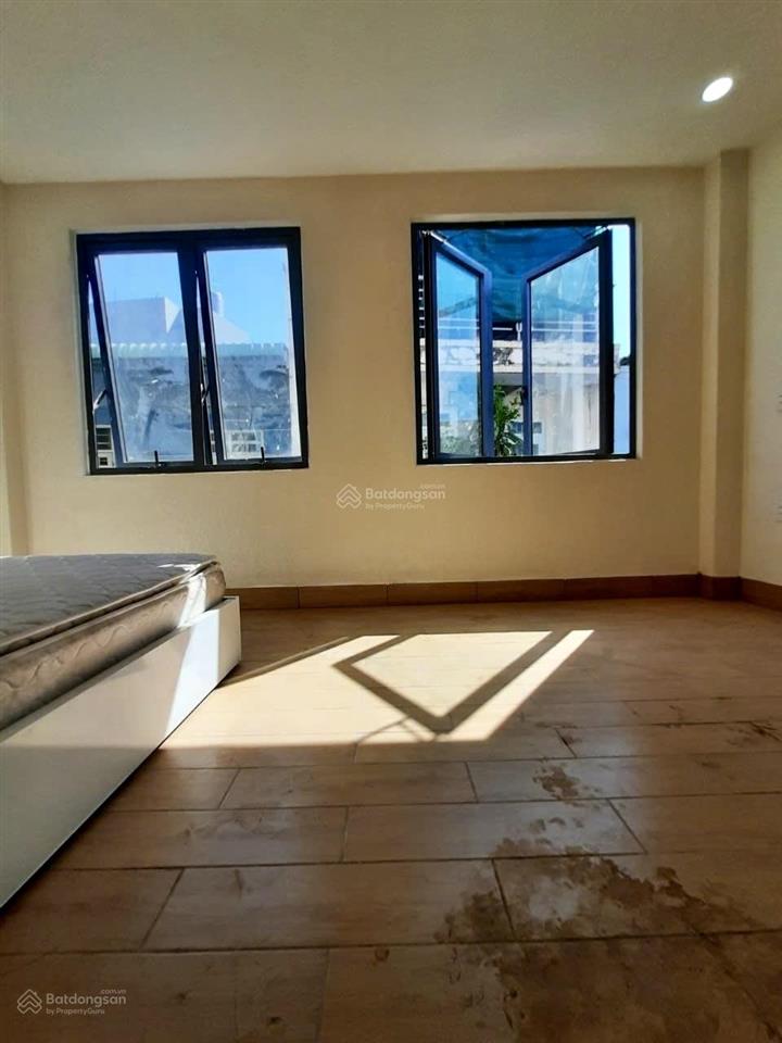 Nhà 3 tầng  dòng tiền 20tr/1 tháng gồm 5pn khép kín  hẻm xe hơi  gần mt đỗ xuân hợp