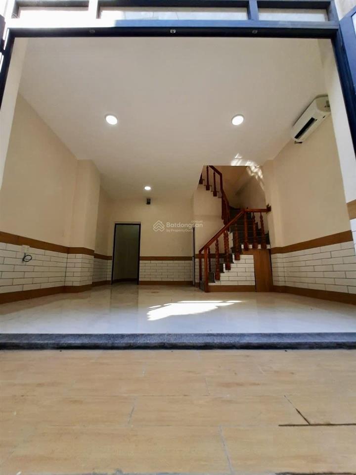 Nhà 3 tầng  dòng tiền 20tr/1 tháng gồm 5pn khép kín  hẻm xe hơi  gần mt đỗ xuân hợp