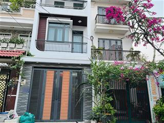 Siêu phẩm nhà 2 tầng 60m2 mới đẹp  góc 2 mặt tiền  đường 9m 2 xe oto tránh nhau