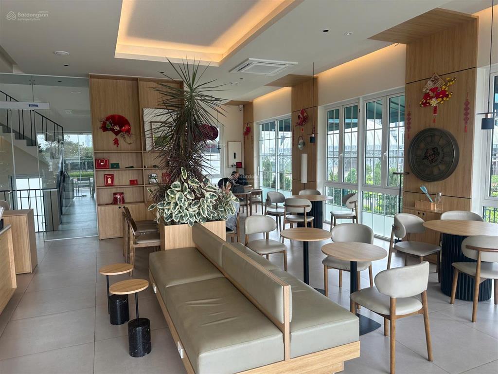 Bán biệt thự shophouse mặt đường tây thăng long giá đầu tư