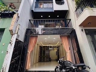 S.iêu phẩm phú nhuận  thích quảng đức  hẻm ôto  5 tầng 4pn & 50m2  thang máy  chỉ 10.**