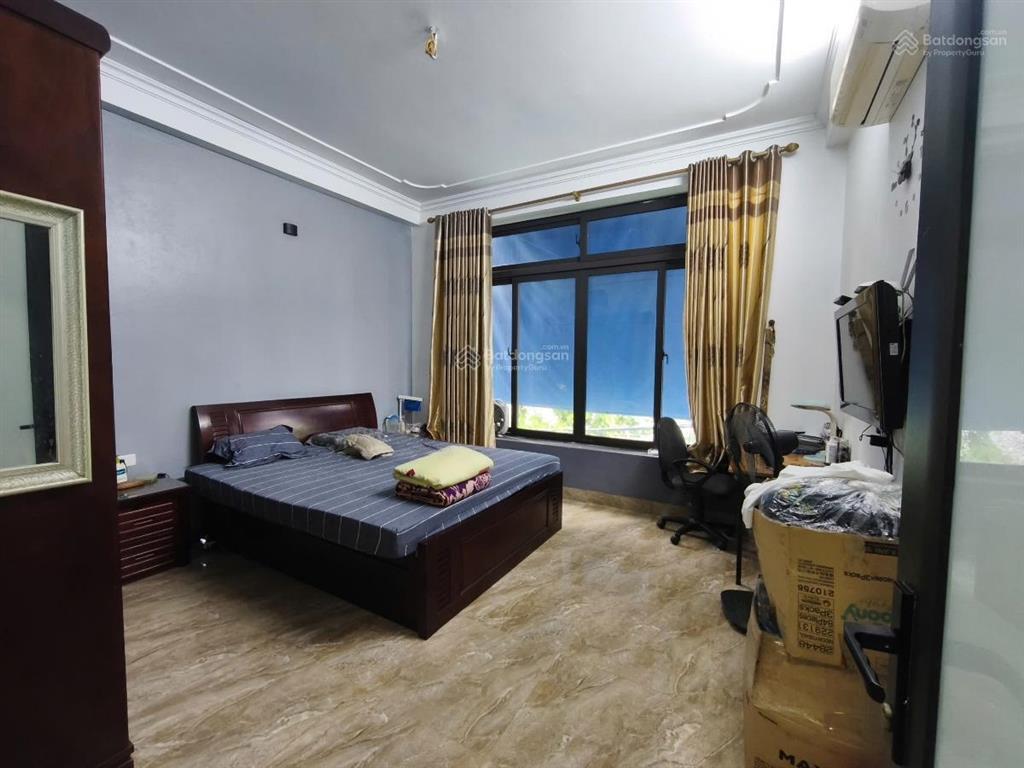49m2  4 tầng  9.6 tỷ  hoàng văn thái  4 ngủ  60m ra phố  30m ra oto  ngõ thông  thoáng sáng