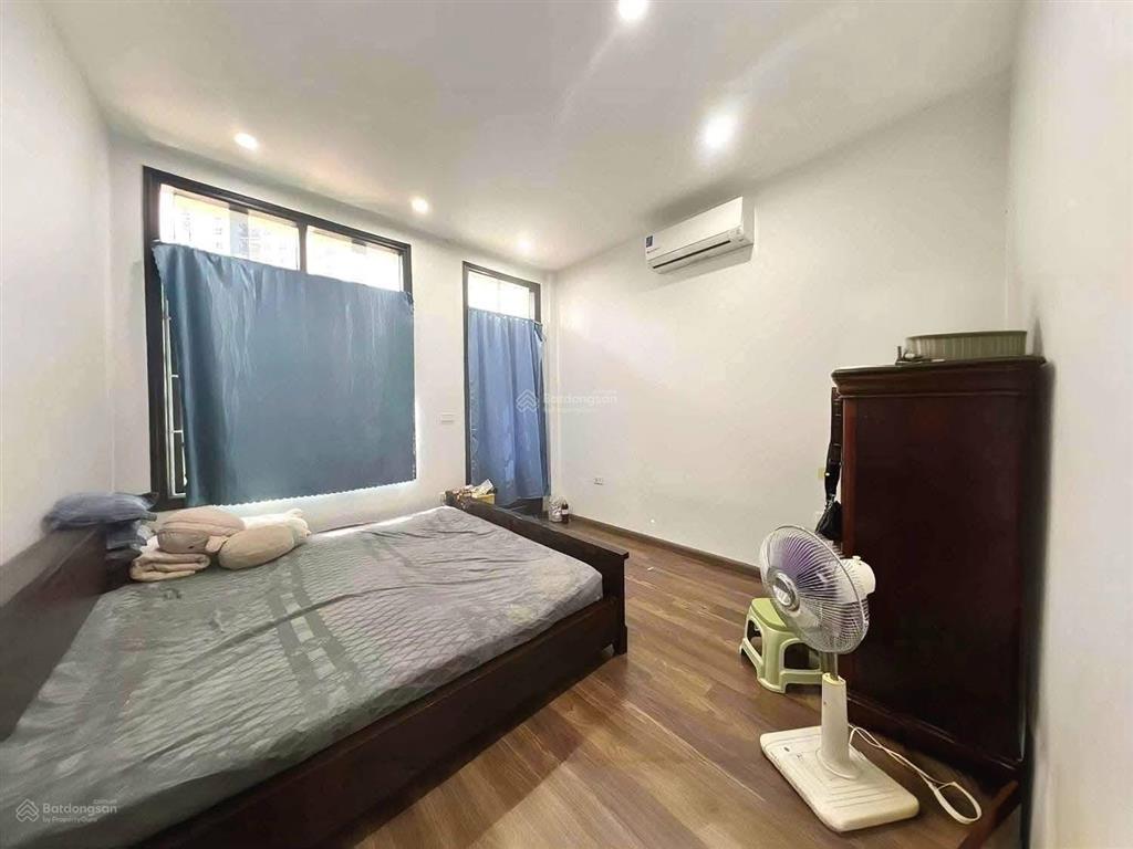 14tỷ8 (tl)  ngõ 175 lạc long quân  60m2*5t  ô tô đỗ cửa  4pn  không quy hoạch  nhà đẹp ở ngay