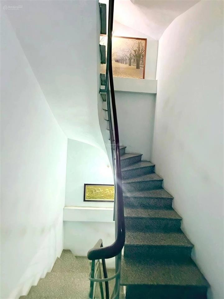35m2  5 tầng  7,9 tỷ  mặt ngõ hồ tùng mậu  lô góc 2 thoáng  70m ra phố  nhà còn mới đẹp