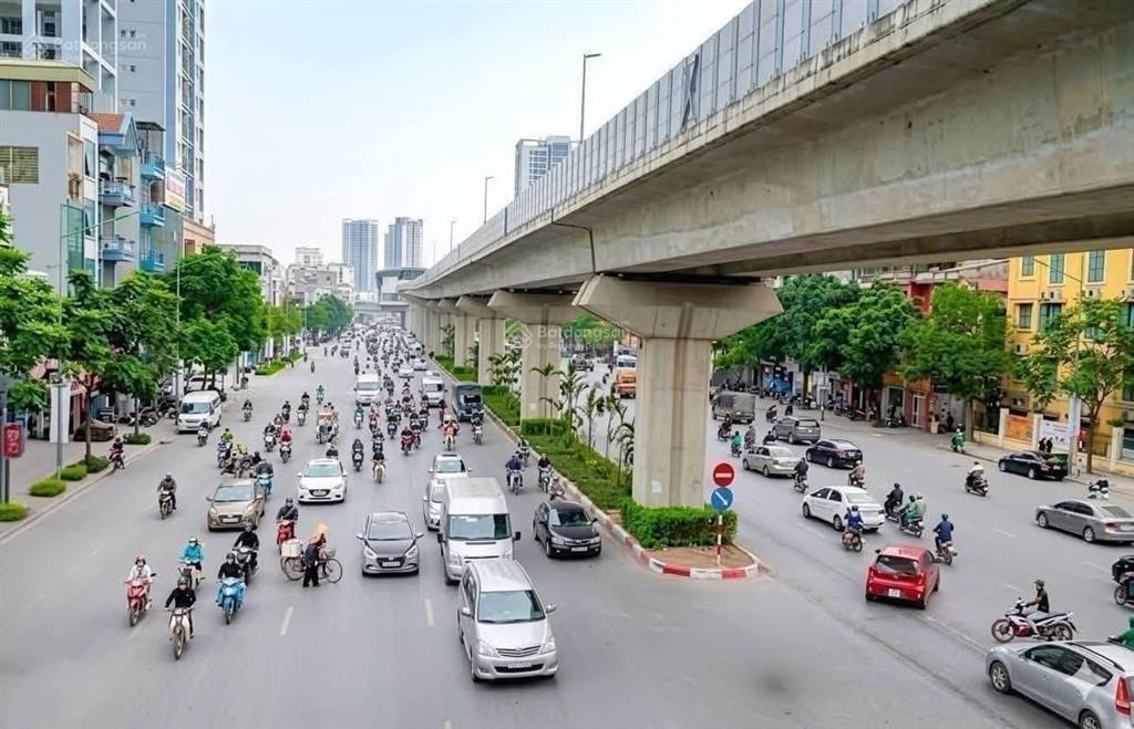 35m2  5 tầng  7,9 tỷ  mặt ngõ hồ tùng mậu  lô góc 2 thoáng  70m ra phố  nhà còn mới đẹp
