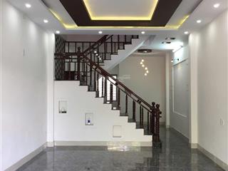 Bán nhà 3 tầng 70m2 , đường núi thành 10,5m kinh doanh sầm uất , giá rẻ nhất thị trường