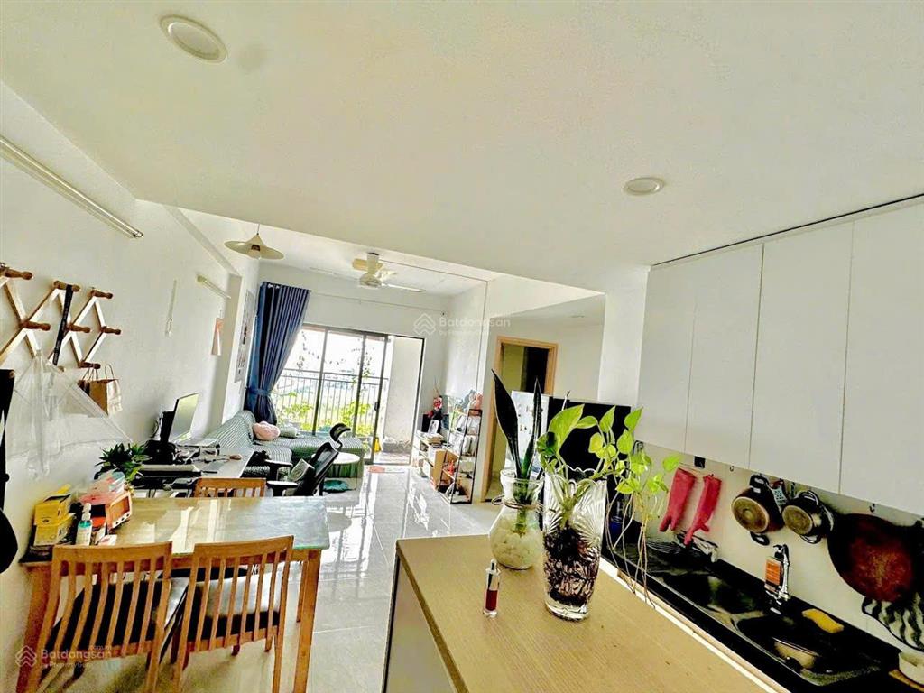 Cần bán căn 2pn, 2wc giá 2tỷ800