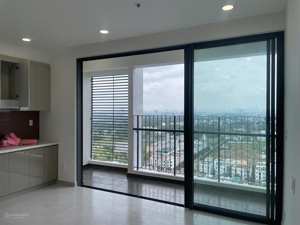 Cho thuê căn hộ 3pn, 3wc, ntcb (bao phí quản lý 1 năm) nhà mới giá 9tr