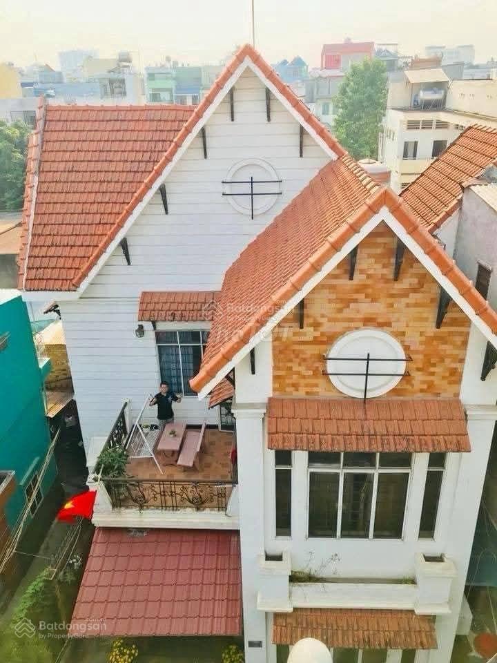 Siêu phẩm  biệt thự tân phú 10x15m  3tầng  chủ bán định cư  sát mũi tàu  hồ đắc di chỉ 13.3 tỷ