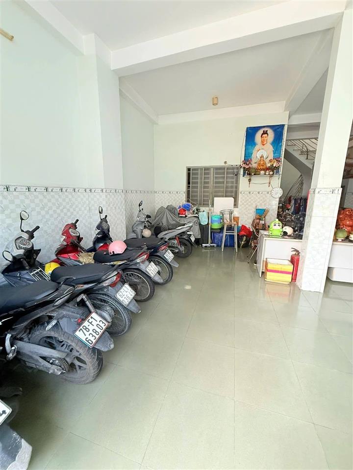 Chdv hxh 13 phòng thu nhập hơn 250tr/1 năm ngay mũi tàu trường chinhcộng hòa chỉ 12.5 tỷ