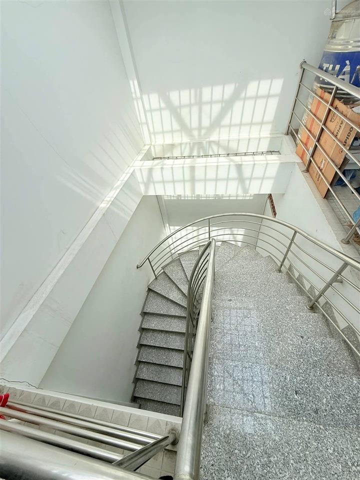 Chdv hxh 13 phòng thu nhập hơn 250tr/1 năm ngay mũi tàu trường chinhcộng hòa chỉ 12.5 tỷ