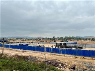 Đất đại yên mặt tiền quốc lộ 18 giáp vin hạ long xanh giá còn chân sóng