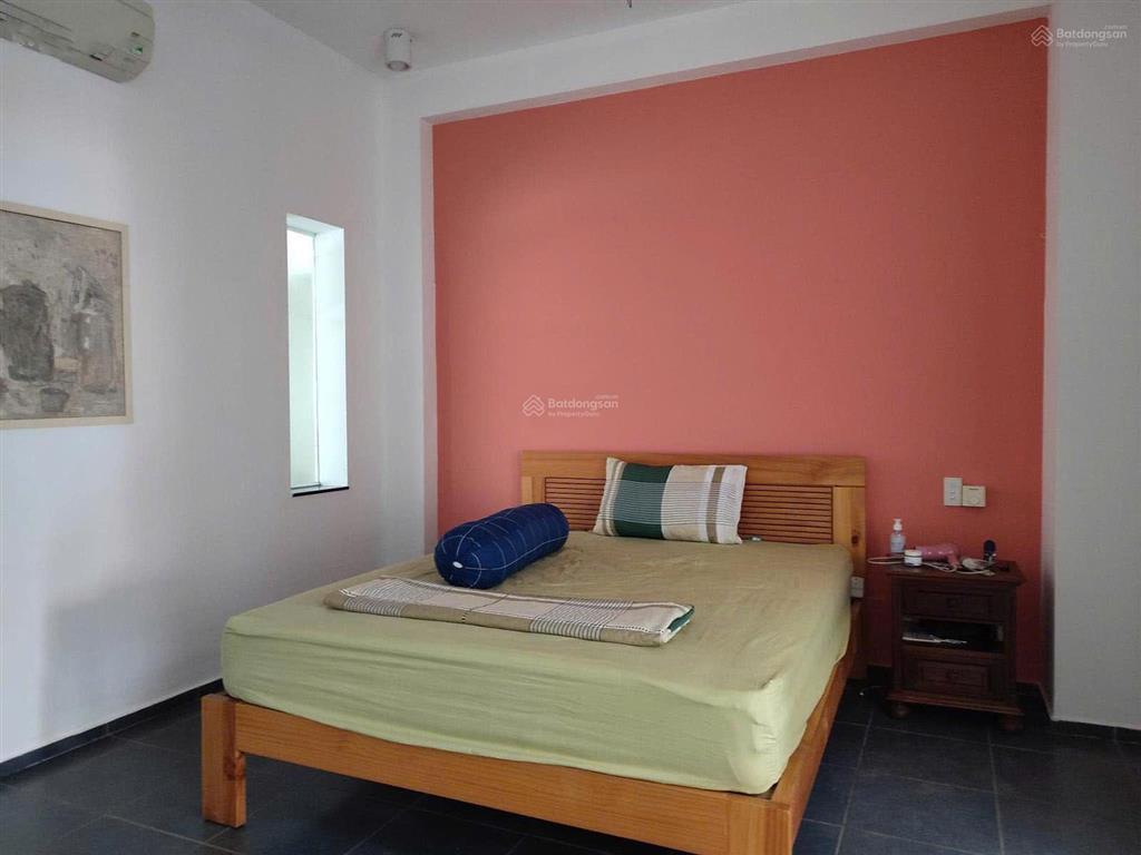 Bán nhà sát bên đh văn lang  đặng thùy trâm p13 bình thạnh, 4.5x20m, hầm 4 tầng. nhà gần công viên