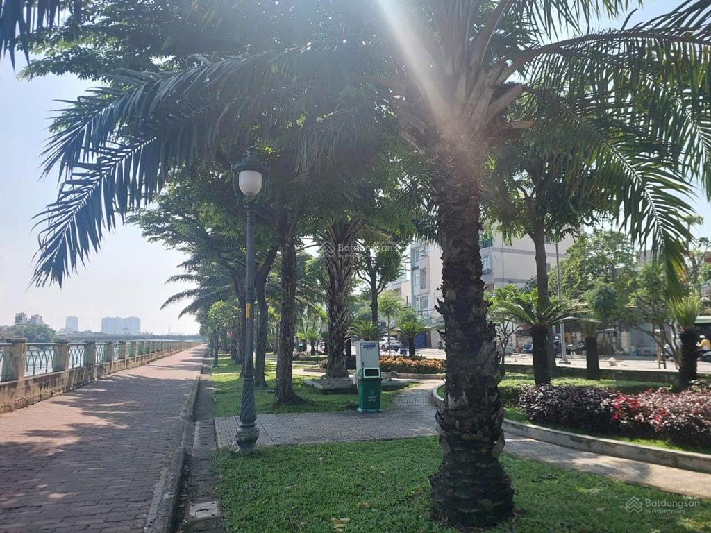 Bán nhà sát bên đh văn lang  đặng thùy trâm p13 bình thạnh, 4.5x20m, hầm 4 tầng. nhà gần công viên