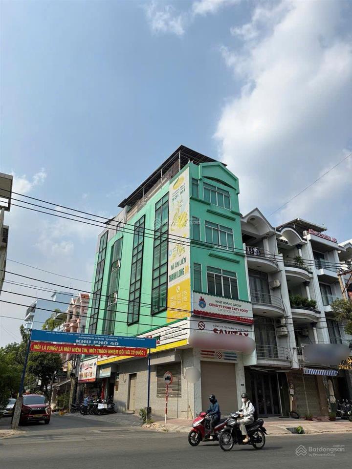 Siêu vị trí kinh doanh, nhà góc 2 mặt tiền chu văn an p.26 bình thạnh, 4x18m, 5 tầng. có thang máy
