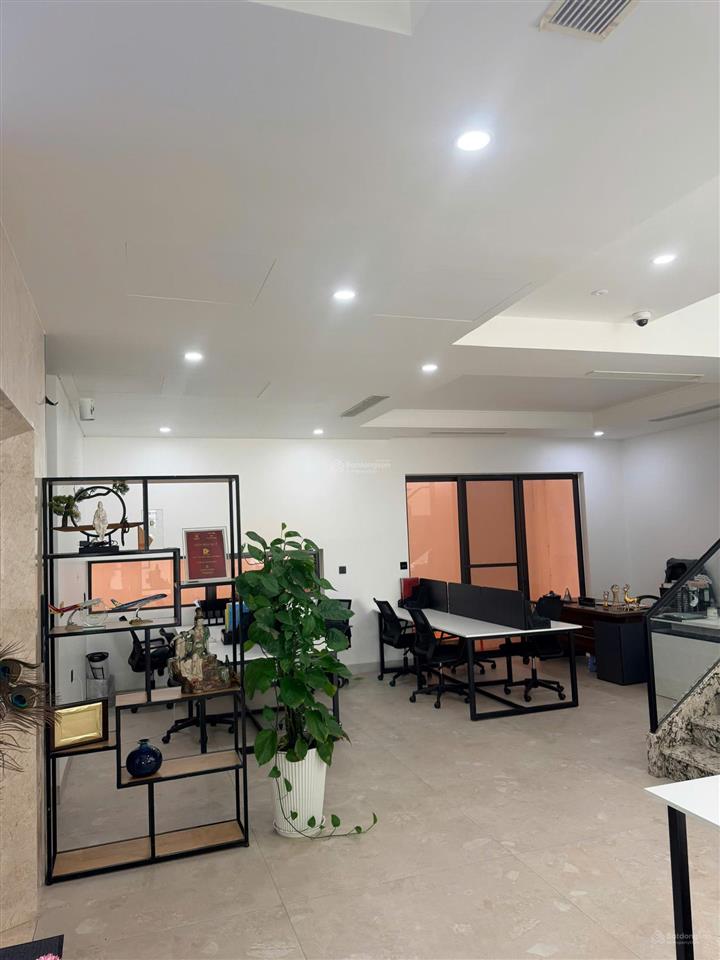 Cho thuê văn phòng tại n3, mystery hưng thịnh, 40 triệu, 180m2, giá tốt