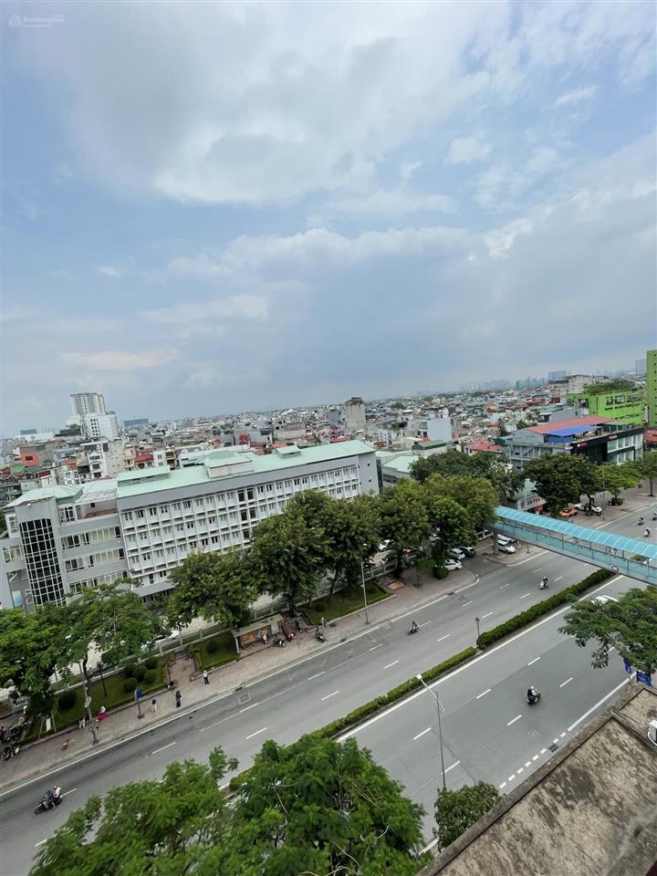 Căn hộ góc view mặt phố nguyễn văn cừ 3 phòng ngủ sổ đỏ lâu dài giá cực tốt