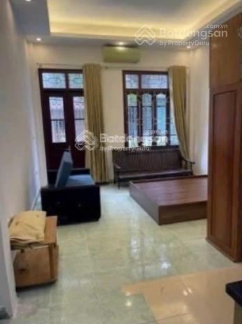 Lô góc  cách 10m ra mặt phố  mặt ngõ oto tránh  kinh doanh văn phòng rất phù hợp