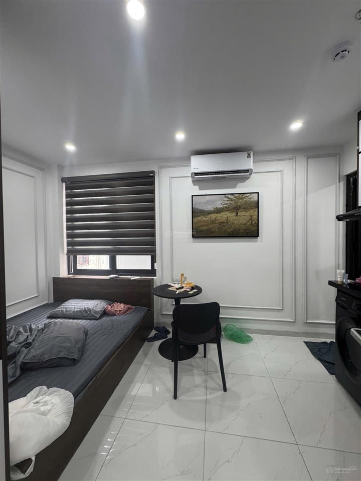 Căn hộ dòng tiền hồng mai 7 tầng thang máy 2 thoáng ngõ thông gần ô tô tránh.