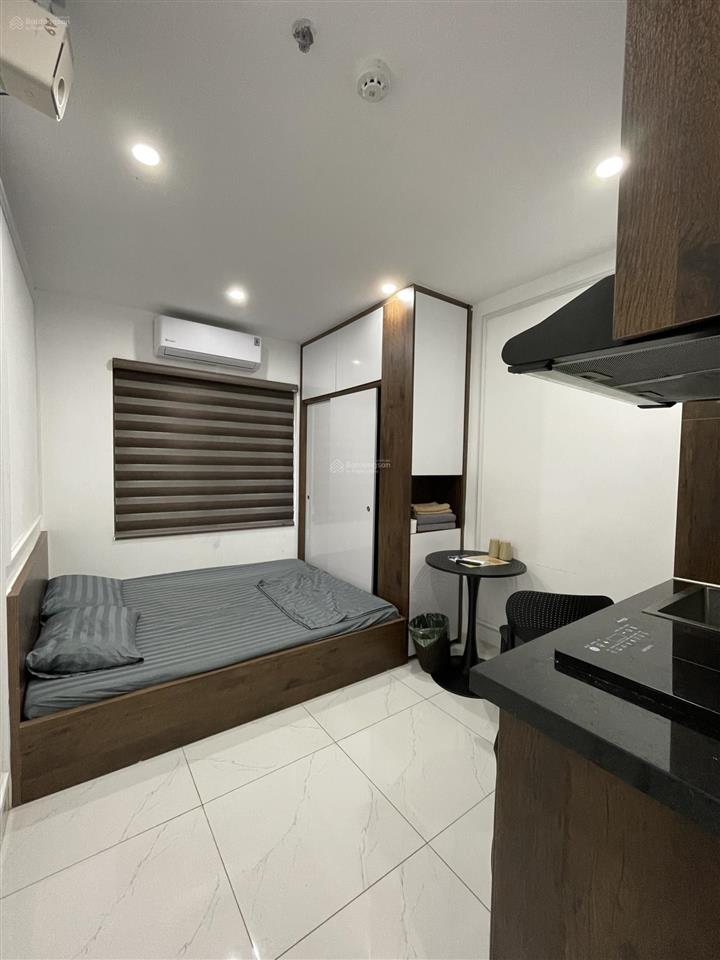 Căn hộ dòng tiền hồng mai 7 tầng thang máy 2 thoáng ngõ thông gần ô tô tránh.