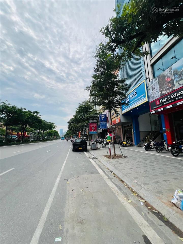 Tòa siêu mẫu chân dài  8t thang máy  2 thoáng trước sau  các căn hộ đều có cửa sổ thoáng sáng.