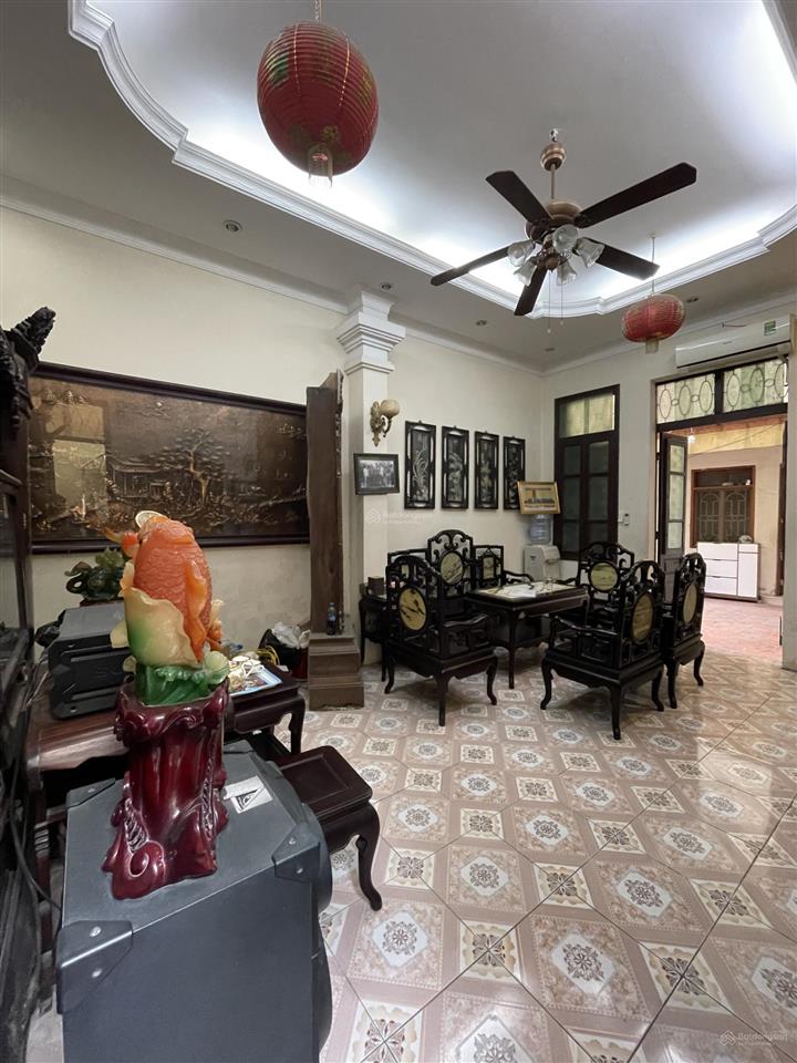 Siêu phẩm mặt phố nguyễn chí thanh lô góc mặt tiền 12 mét dòng tiền 145 triệu/tháng