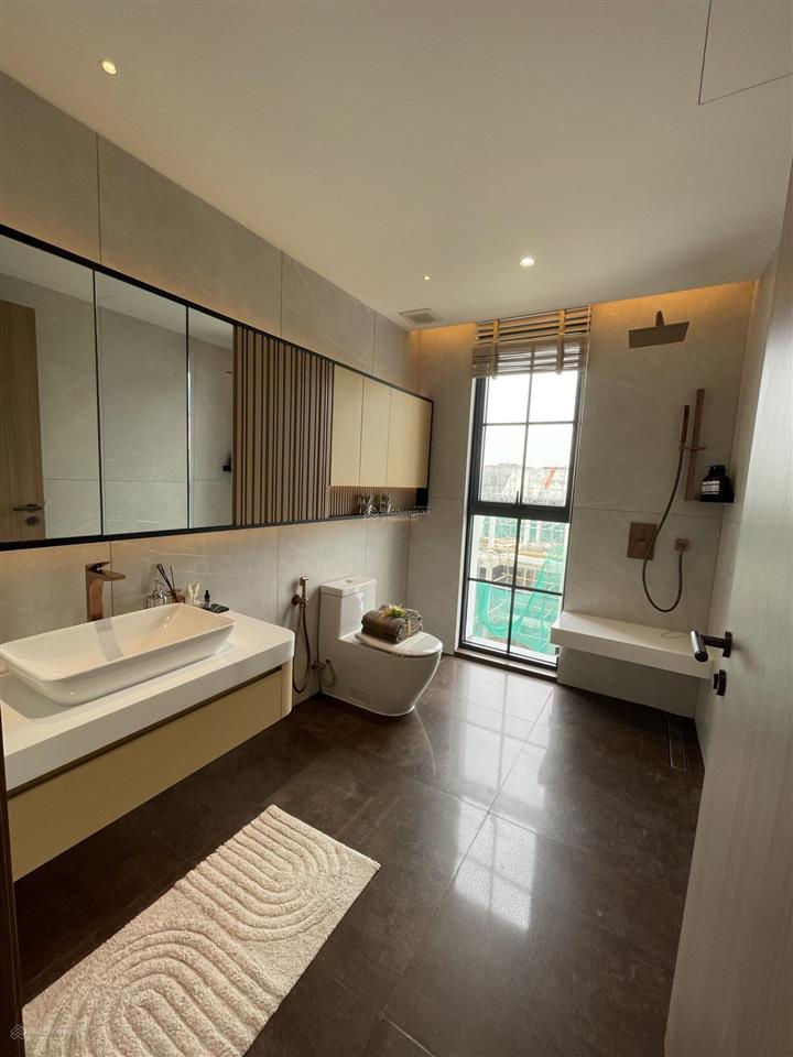 Bán nhà võng thị 6 tầng thang máy ô tô tránh kinh doanh văn phòng  hoặc homestay.