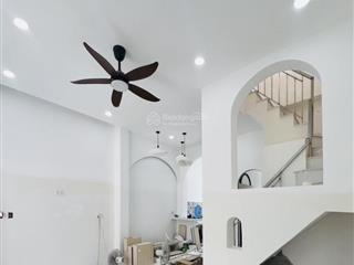 Siêu phẩm nhà mới hẻm xe hơi hồ học lãm, an lạc ngay kdc nam hùng vương (al5)