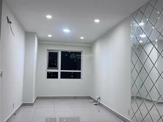 Chung cư topaz  phan văn hớn 2pn giá 7tr