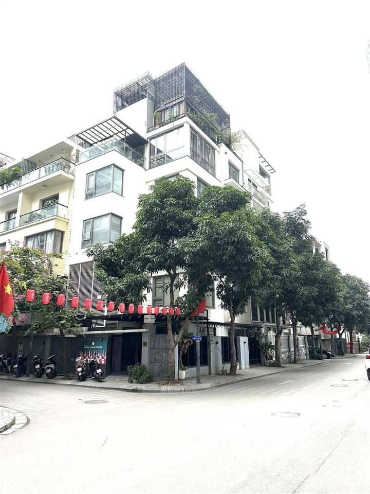 Lô góc 3 mặt tiền, biệt thự liền kề 82 nguyễn tuân  thanh xuân, dt 110m2 5 tầng, giá 6x tỷ