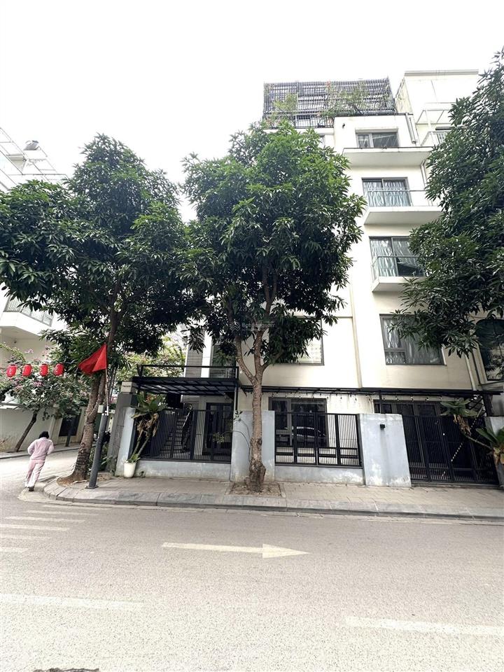 Lô góc 3 mặt tiền, biệt thự liền kề 82 nguyễn tuân  thanh xuân, dt 110m2 5 tầng, giá 6x tỷ