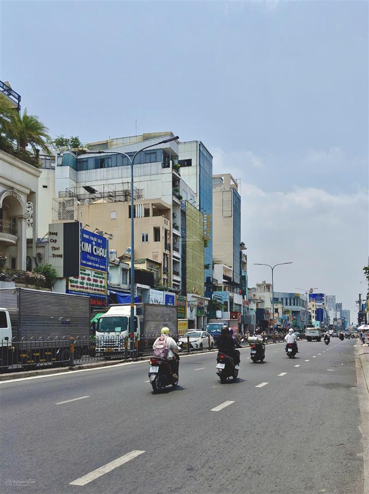 Mặt tiền kinh doanh  ngay ngã 4 phú nhuận  hoàng văn thụ  phú nhuận  96m2  chỉ 15.79 tỷ tl