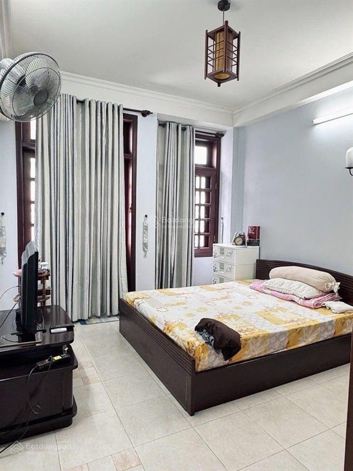 Hxh  sát mặt tiền  ngay ngã 4 phú nhuận  hoàng văn thụ  nhà 4 tầng  80m2  chỉ 11.11 tỷ tl