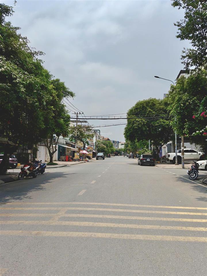 Nhà mặt tiền  đường 22m  khu biệt thự  bình lợi  4 tầng btct  110m2, 5x22  nhỉnh 19 tỷ tl