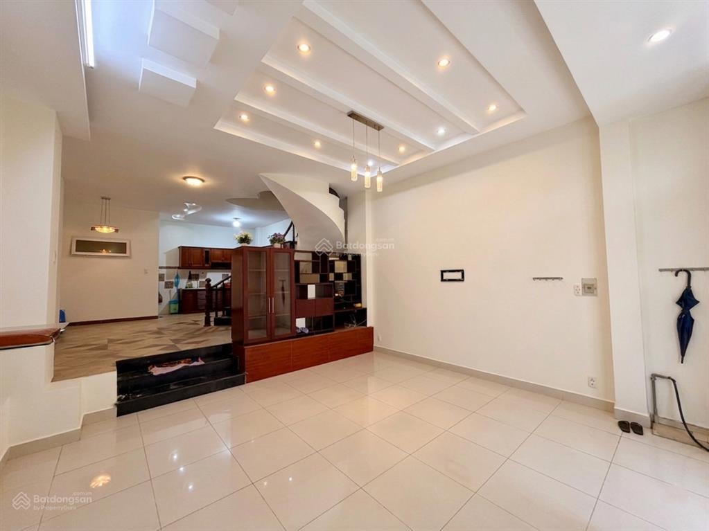 Hàng hiếm  hẻm xe hơi  sát mặt tiền  phan văn trị  gần chợ bà chiểu  4 tầng  66m2  nhỉnh 9tỷ